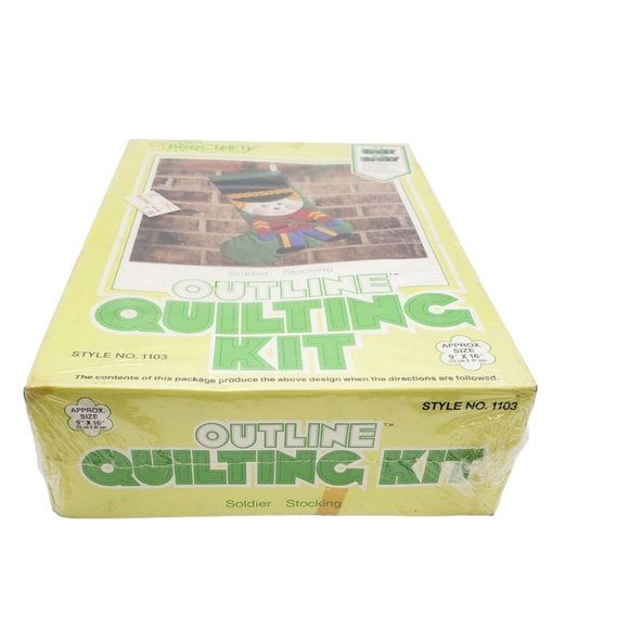 Vintage Christmas Soldier Stocking Christmas Bee Crafty‎ Outline Quilting Kit - Picture 4 of 6